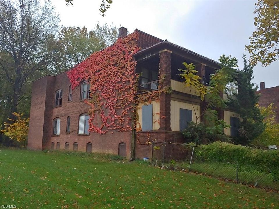 1st image of 1231 E 124th St