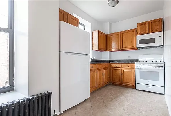 Rented by Bohemia Realty Group | media 2