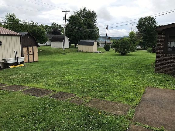 5th image of 514 Pleasant Dr
