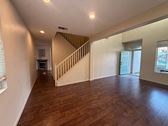 3rd image of 9732 Marianna Way