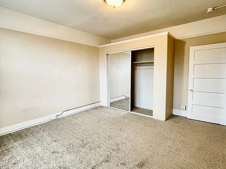 816 S 8th St #104 — Photo 15