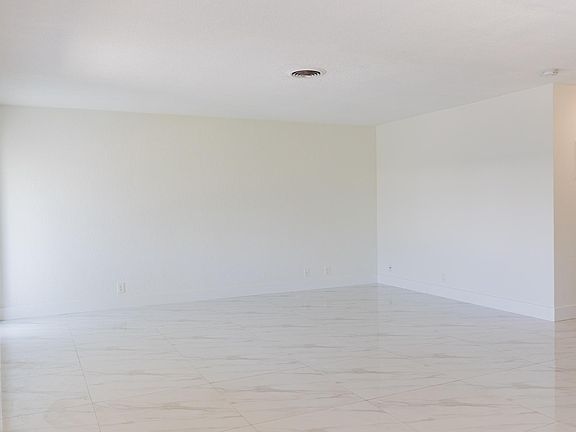5th image of 2140 NE 56th St APT 1