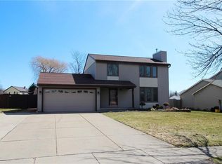 253 Warner Rd, Lancaster, NY 14086