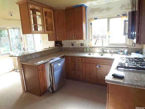 2nd image of 7033 6th Pkwy