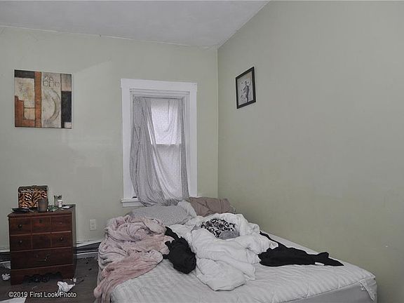 3rd image of 167 2nd Ave