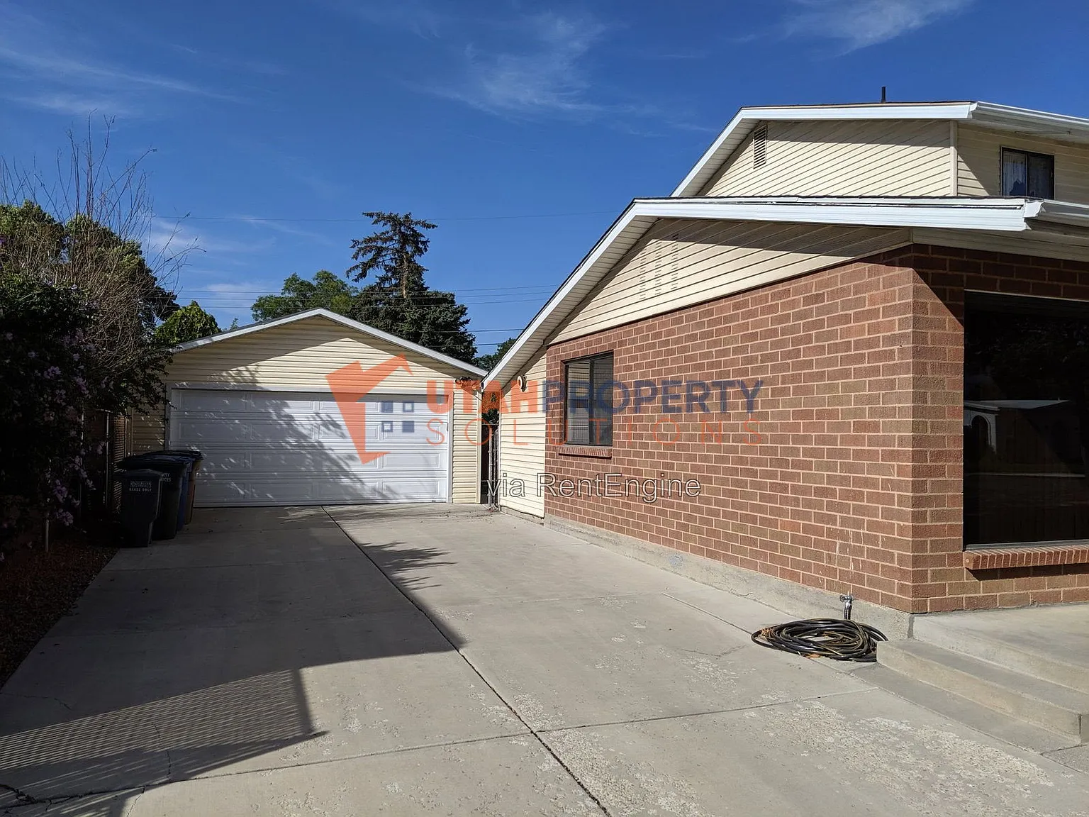 4 bed, 2.0 bath, 2204 sqft, $2,345 — Photo 4