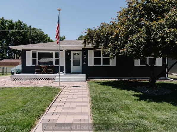 1014 S Plum St, Grand Island, NE 68801
