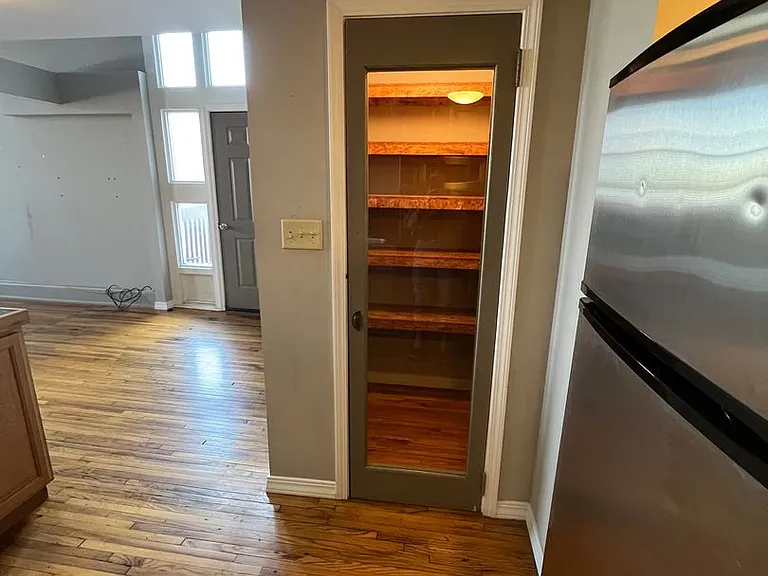 313 Park Central E #303 — Photo 15