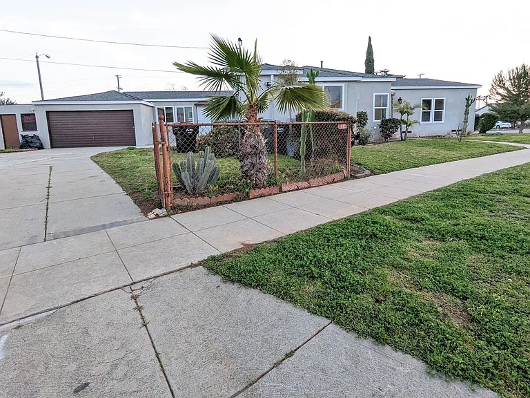 1835 W Colegrove Ave — Photo 3