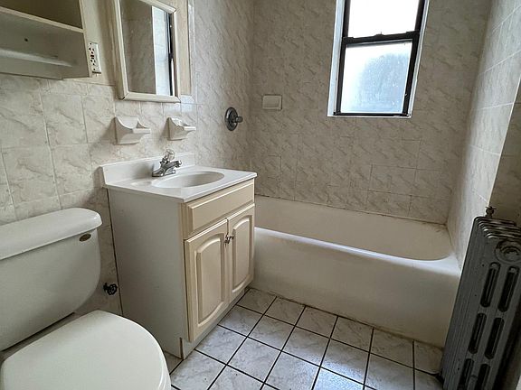 5th image of 46 Hill St #502
