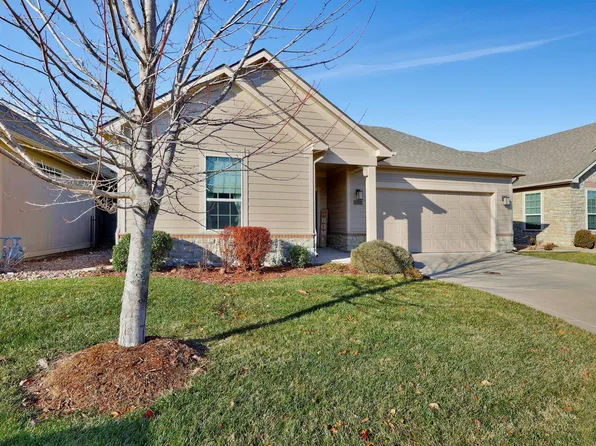4779 N Prestwick Ave, Bel Aire, KS 67226