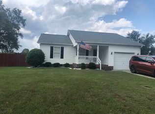 180 Deep Creek Ln, Raeford, NC 28376