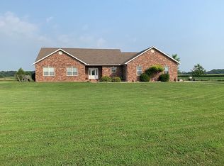 22 Pheasant Ridge Ct, Nashville, IL 62263