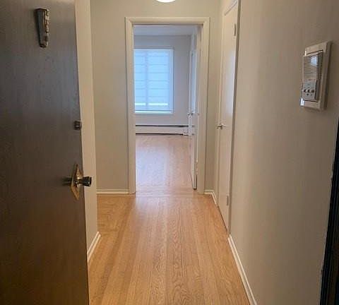 4th image of 2000 Greenwich St #1