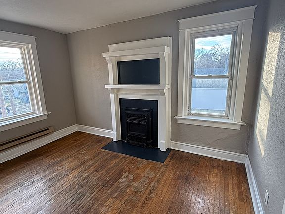 4th image of 1700 E 36th St #3