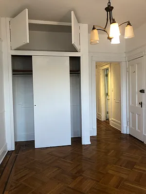 Rented by B.Belinda Realty LLC. | media 18