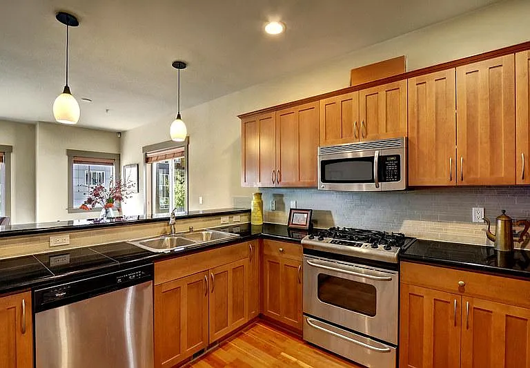 2115 201st Pl SE #A1 — Photo 4