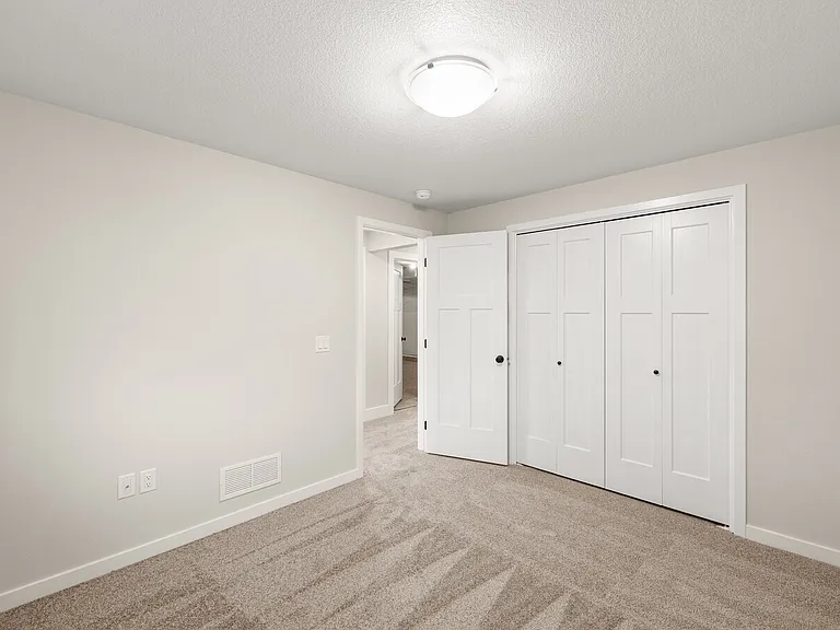 4217 NE 5th St — Photo 13