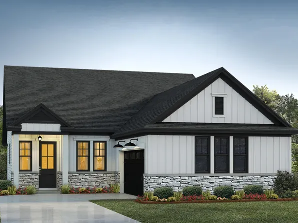 600 Creek Pointe Dr, Moncks Corner, SC 29461