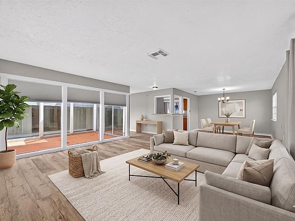 3rd image of 10402 Gulfstream Ln