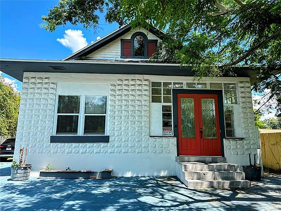 3rd image of 3105 W Spruce St