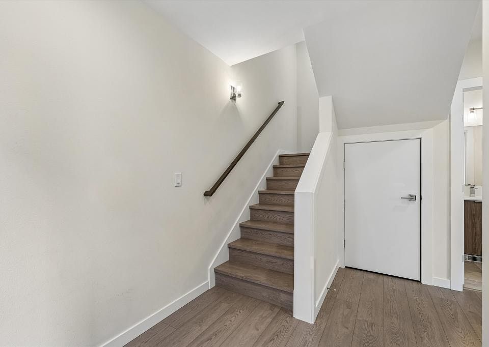Unit Entrance