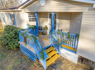 848 Middlesex Rd, Topsham, ME 04086