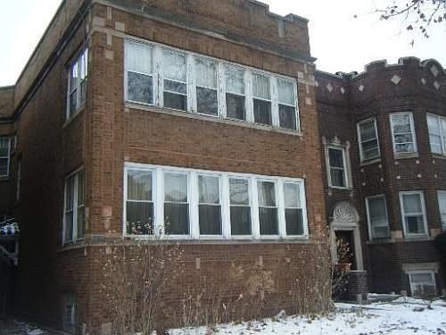 1st image of 5926 N Artesian Ave