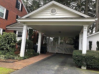 3rd image of 1702 Evergreen Ave