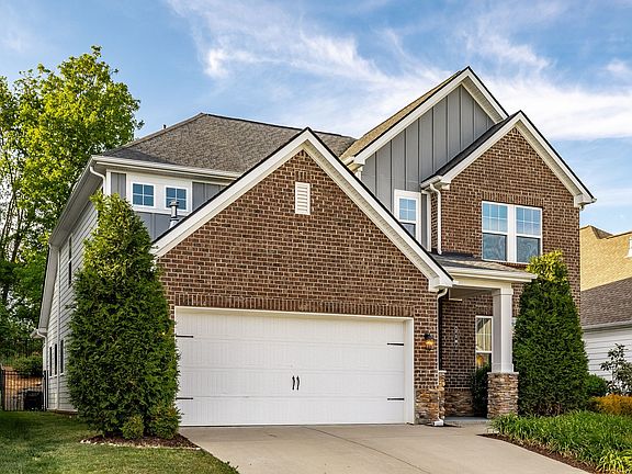 2nd image of 210 Woodhall Ct