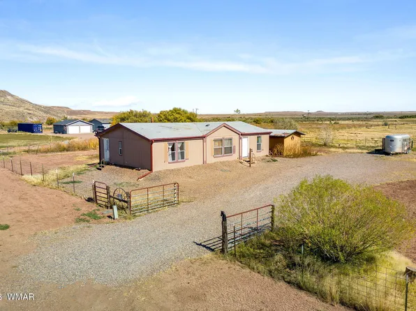 6493 Country Rd, Woodruff, AZ 85942