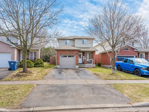 92 Hill Trl, Guelph, ON N1E 7C9