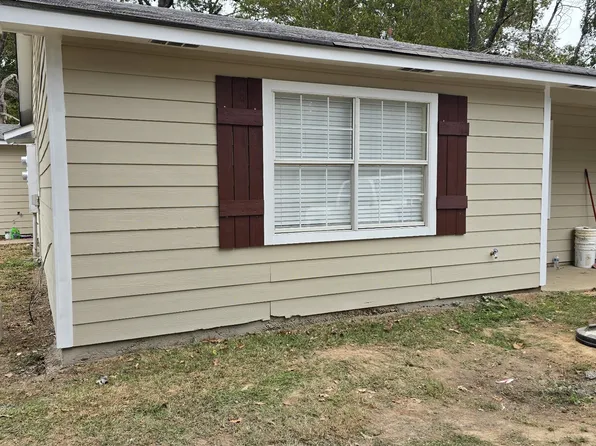 (undisclosed Address), Clinton, MS 39056