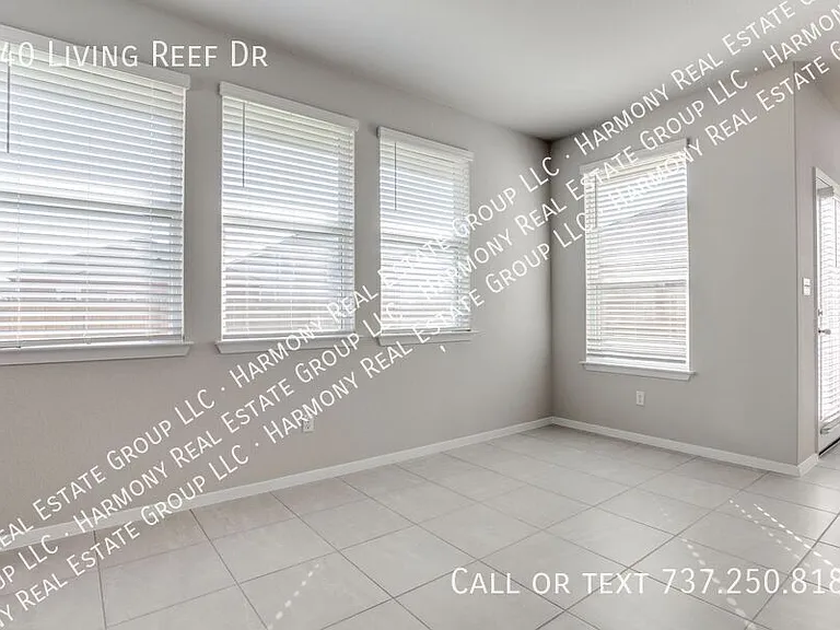 140 Living Reef Dr — Photo 6