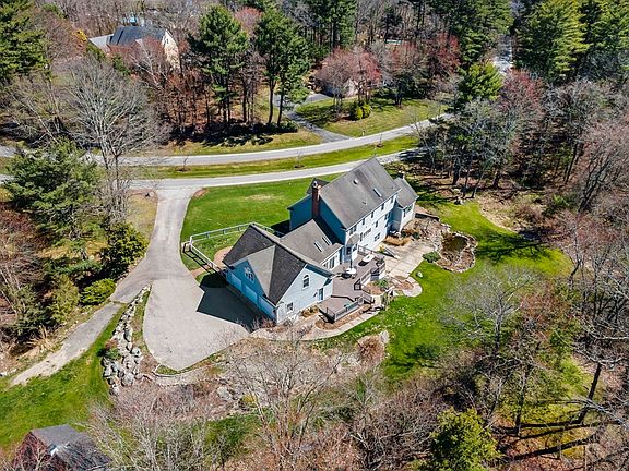 4th image of 18 Abbey Ln