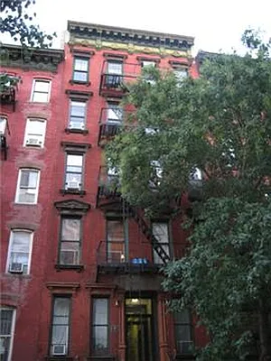 Rented by Adina Realty | media 22