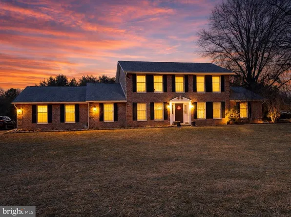 1585 Marilyn Ct, Chambersburg, PA 17202