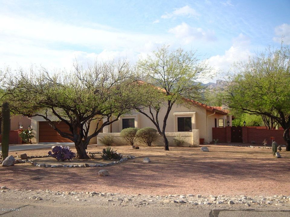 1st image of 5372 N Buckhorn Dr