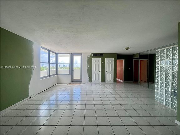 3rd image of 2899 Collins Ave APT 1212