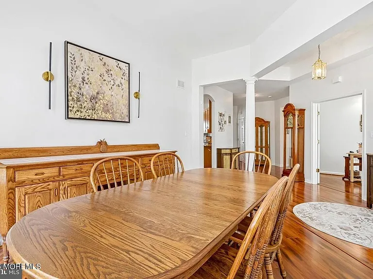 50 Sedona Blvd — Photo 13