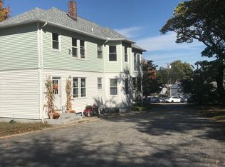 8 Auburn Ave FLOOR 1, Johnston, RI 02919