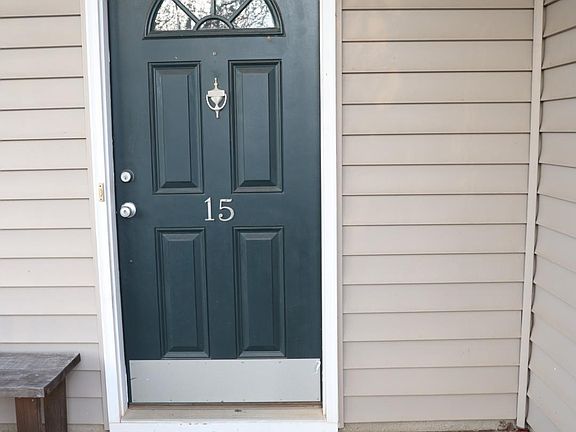 3rd image of 15 Spring Walk Way