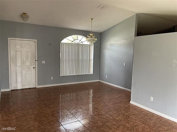 3rd image of 579 Oak Branch Cir