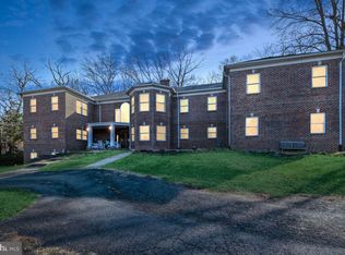 3433 Annandale Rd, Falls Church, VA 22042