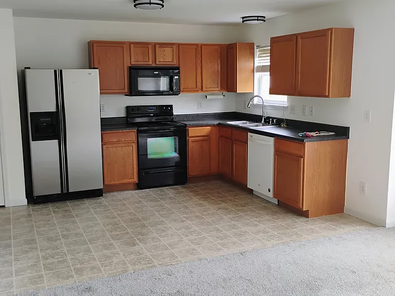 523 Country Circle Dr — Photo 4