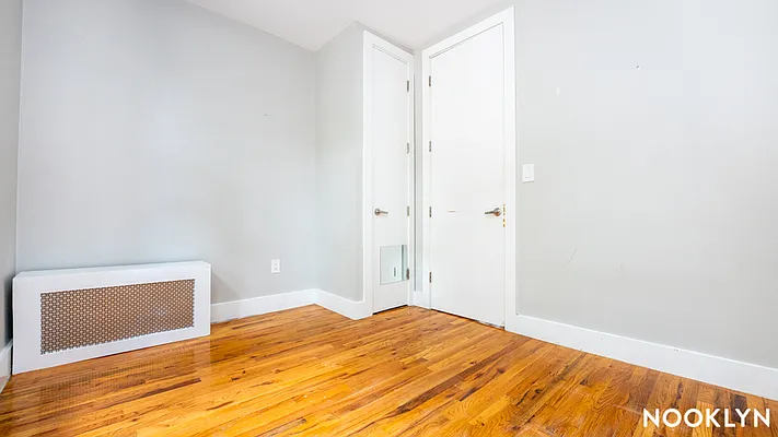 Rented by Nooklyn NYC LLC | media 19