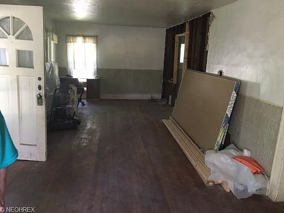2nd image of 10772 Herald St