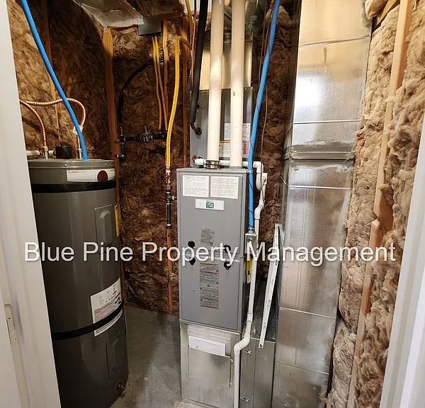 1664 S Higbee Ave — Photo 19
