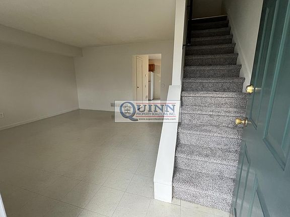 3rd image of 54 Willow Ct