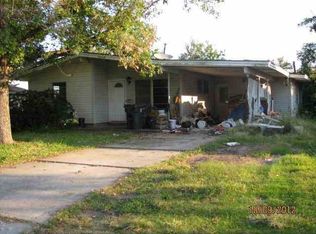 160 N Clover St, Bridge City, TX 77611